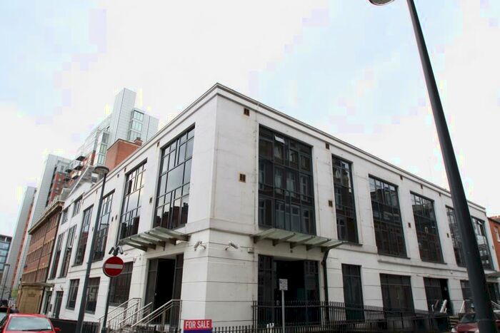 Studio To Rent In Britannia House, York Place, LS1