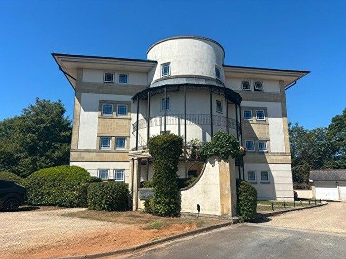2 Bedroom Flat To Rent In Ison Hill Road, Bristol, BS10