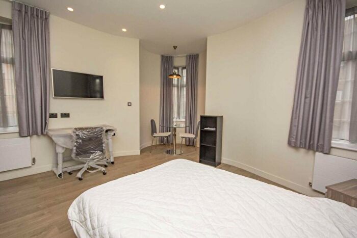 Studio To Rent In Brent Street, London, NW4