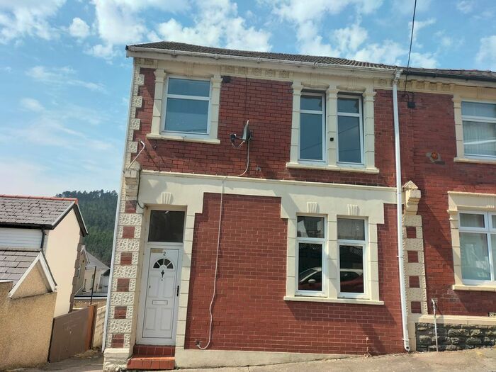 1 Bedroom Flat To Rent In Duke Street, Abertillery, NP13