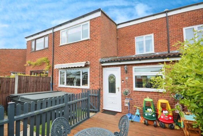 3 Bedroom Terraced House For Sale In Hatchfields, Great Waltham, Chelmsford, CM3