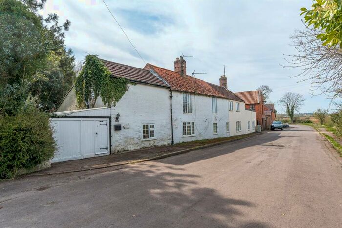 2 Bedroom Cottage For Sale In Partney, Spilsby, PE23
