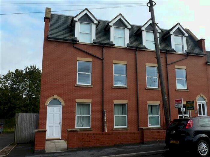 2 Bedroom Flat To Rent In Heeley Road, Birmingham, B29