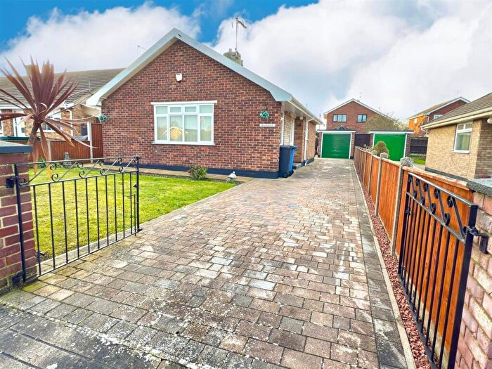 2 Bedroom Bungalow For Sale In Fern Avenue, Oulton Broad, Lowestoft, Suffolk, NR32