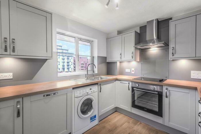 2 Bedroom Apartment To Rent In Reading Central, Berkshire, RG1
