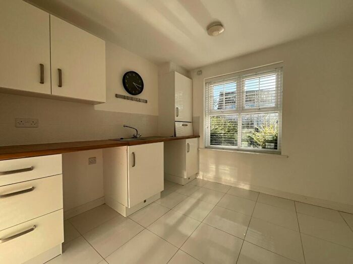 3 Bedroom Semi Detached House For Sale In Benedict Lane, Hebburn, NE31