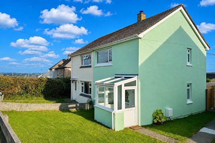 2 Bedroom House For Sale In Lodenek Avenue, Padstow, PL28
