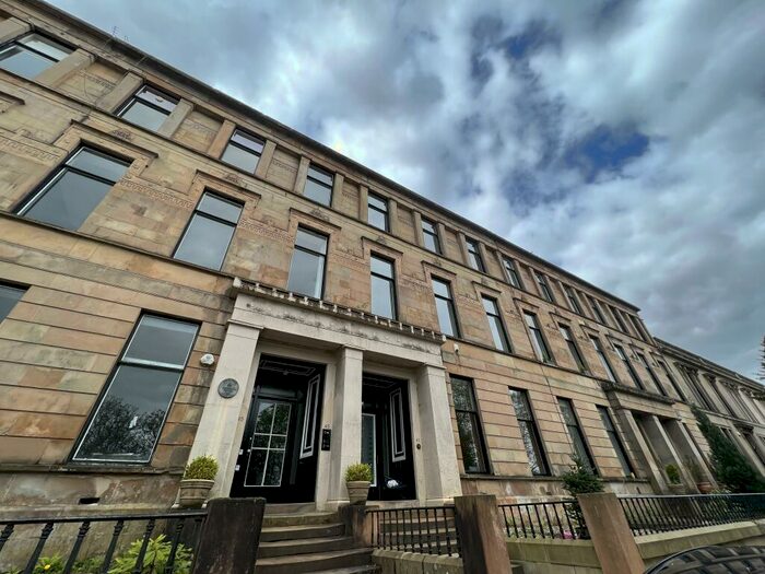 2 Bedroom Flat To Rent In /. Hamilton Drive, G12