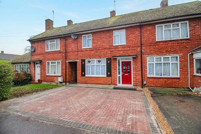 3 Bedroom Terraced House For Sale In Oxhey Drive, South Oxhey, Watford, Herts, WD19