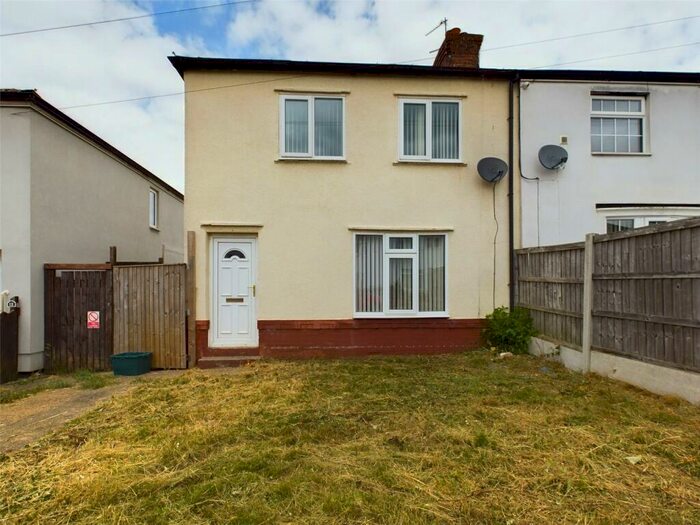 3 Bedroom Semi-Detached House To Rent In Theodore Road, Askern, Doncaster, DN6