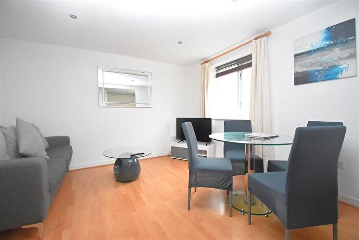 2 Bedroom Flat To Rent In Tannery Mews, Lawrence Street, York, YO10