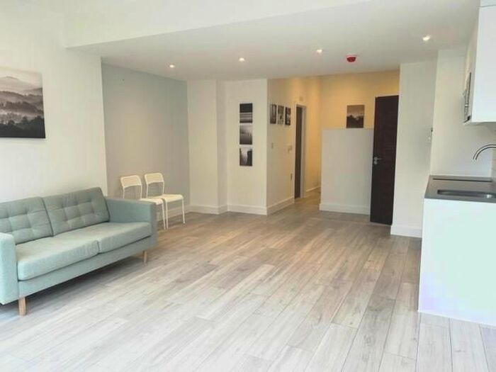 Studio To Rent In Mount View Road, Crouch End, N4
