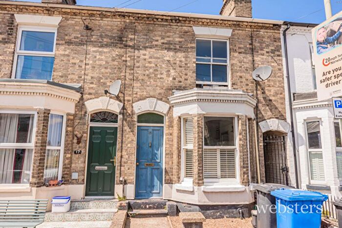 2 Bedroom Terraced House For Sale In Cardiff Road, Norwich, NR2