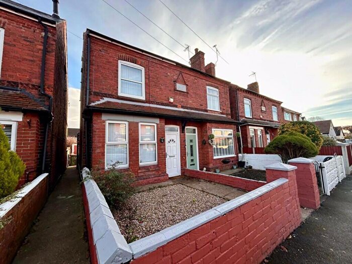 3 Bedroom Semi Detached House To Rent In Glen Street, Sutton-In-Ashfield, NG17