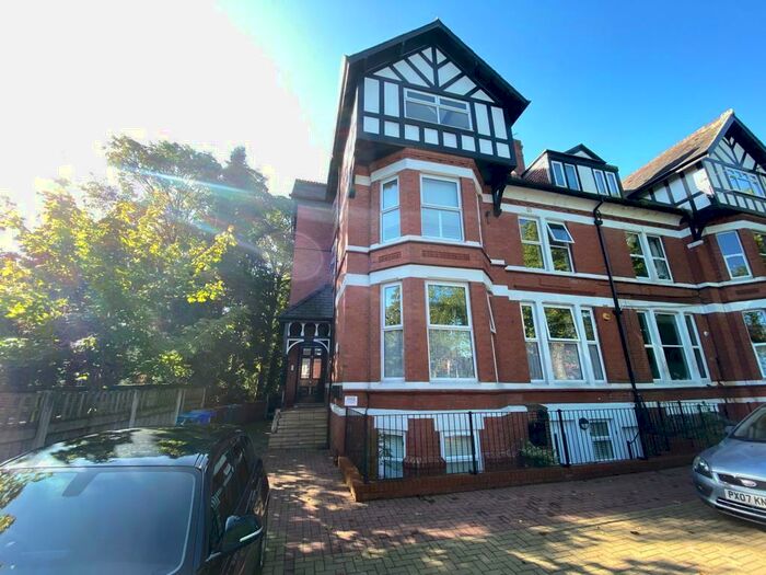 2 Bedroom Flat To Rent In Wilbraham Road, Chorlton, Manchester, M21