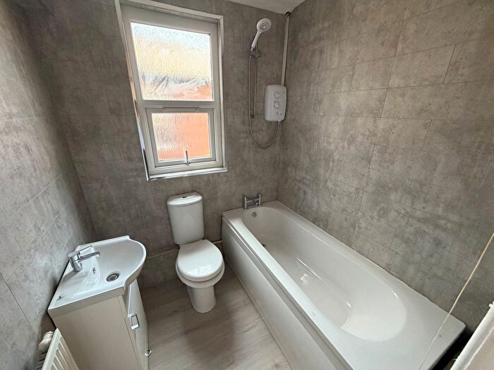 3 Bedroom Terraced House To Rent In Middlesex Road, Bootle, L20
