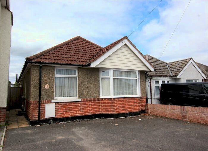 3 Bedroom Bungalow To Rent In Ashmore Avenue, Poole, Dorset, BH15