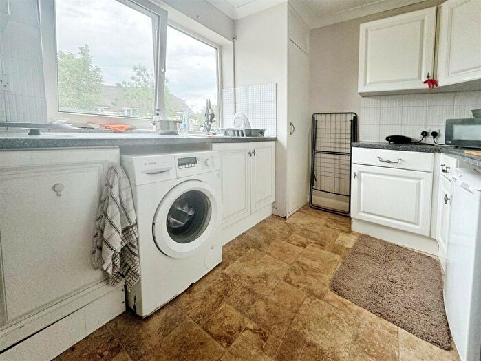 1 Bedroom Flat To Rent In Bridge Road, Grays, RM17