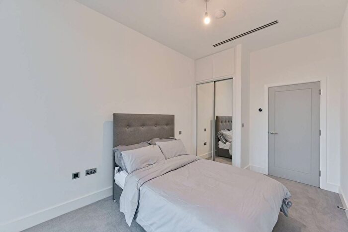 1 Bedroom Flat For Sale In Gwynne Road, Battersea, London, SW11
