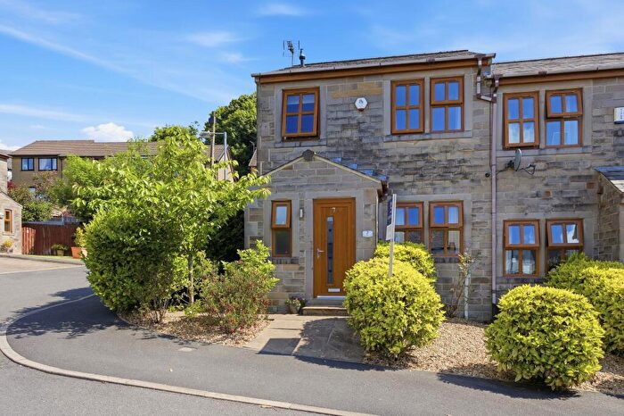 3 Bedroom Terraced House For Sale In Sykeside Court, Haslingden, Rossendale, BB4