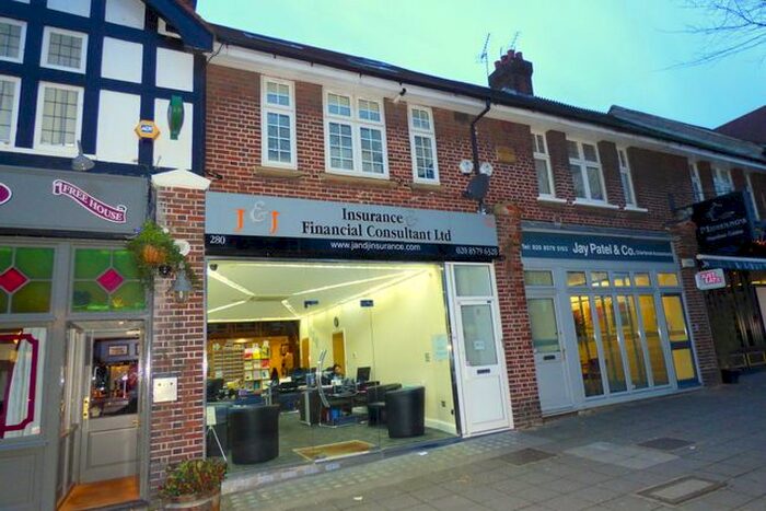 4 Bedroom Flat To Rent In Northfield Ave, Ealing, W5