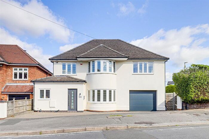 5 Bedroom Detached House For Sale In Littlegreen Road, Woodthorpe, NG5