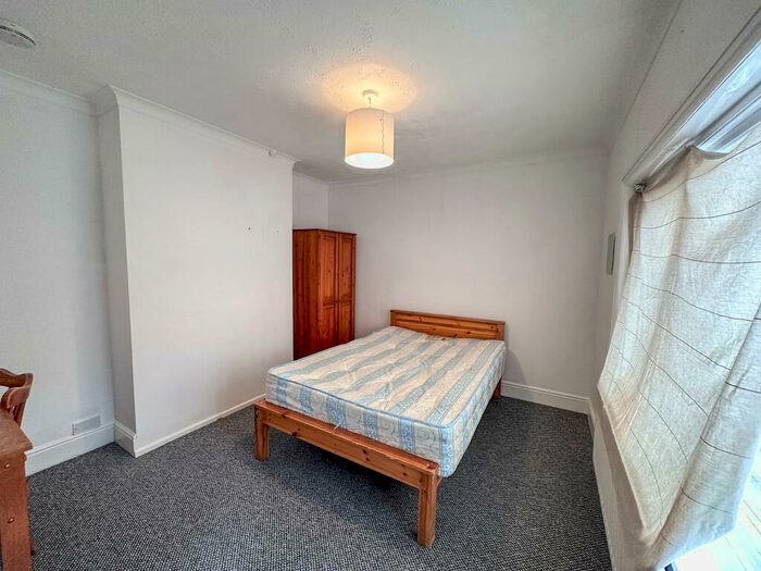 1 Bedroom Property To Rent In Burgess Road, Southampton, SO16