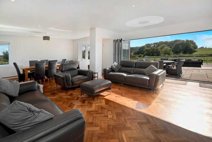 3 Bedroom Detached Bungalow For Sale In Ogwell, Newton Abbot, TQ12