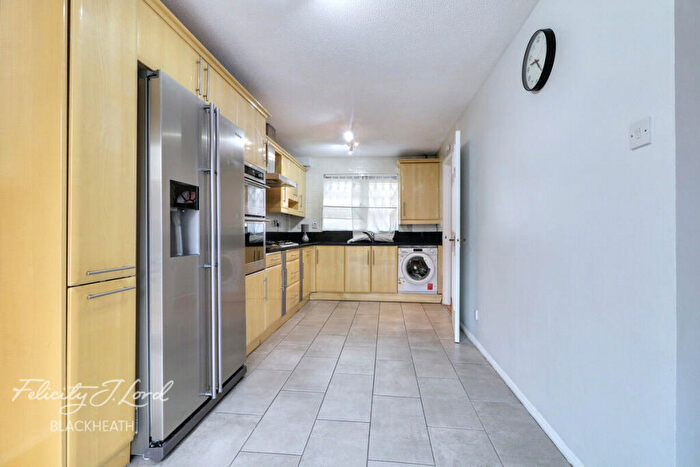 4 Bedroom End Of Terrace House To Rent In Longworth Close, London, SE28