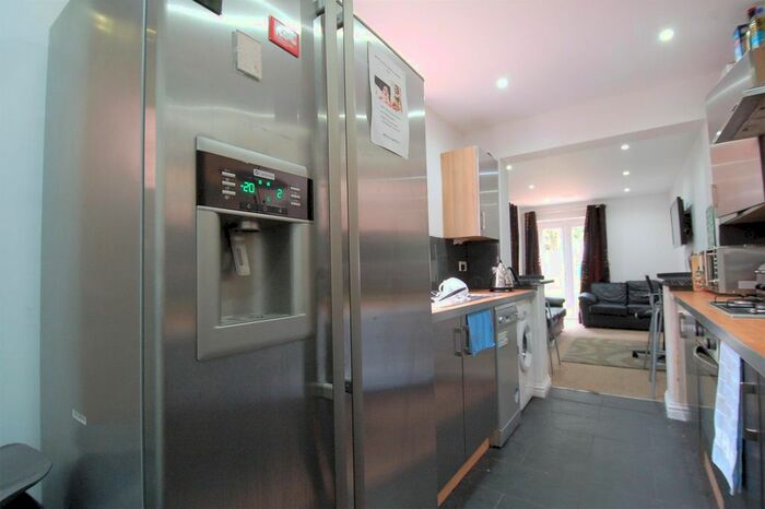 7 Bedroom Terraced House To Rent In Tiverton Road, Selly Oak, Birmingham, B29