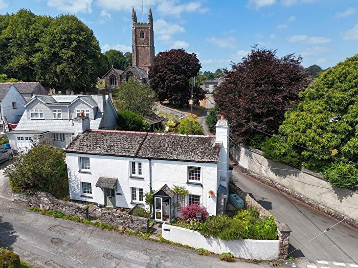 2 Bedroom Terraced House For Sale In Park Road, Lifton, PL16
