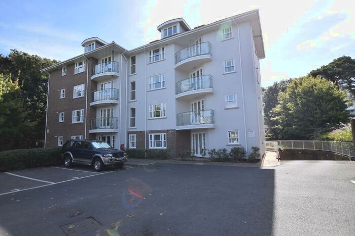 2 Bedroom Flat To Rent In Christchurch Road, Bournemouth, BH1