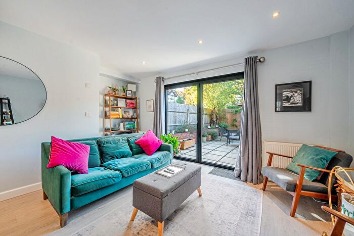 2 Bedroom End Terrace House For Sale In Valleyfield Road, Streatham, London, SW16