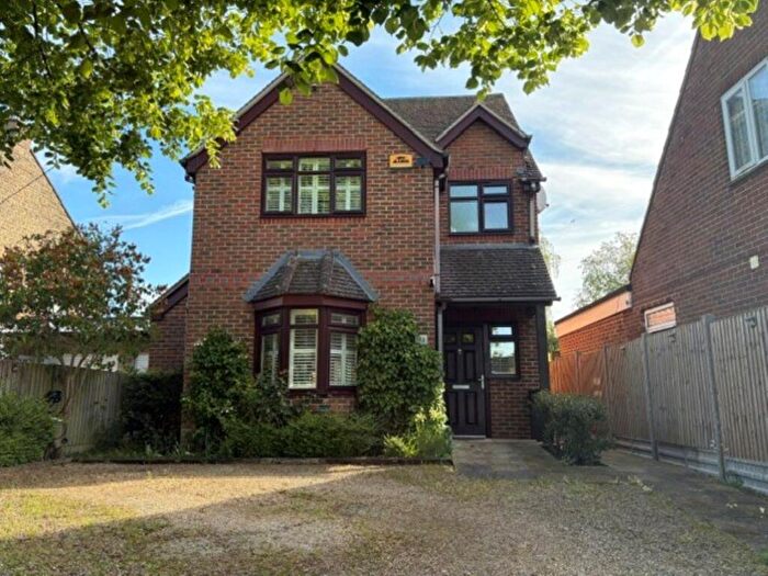 4 Bedroom Detached House For Sale In Bucknell Road, Bicester, OX26