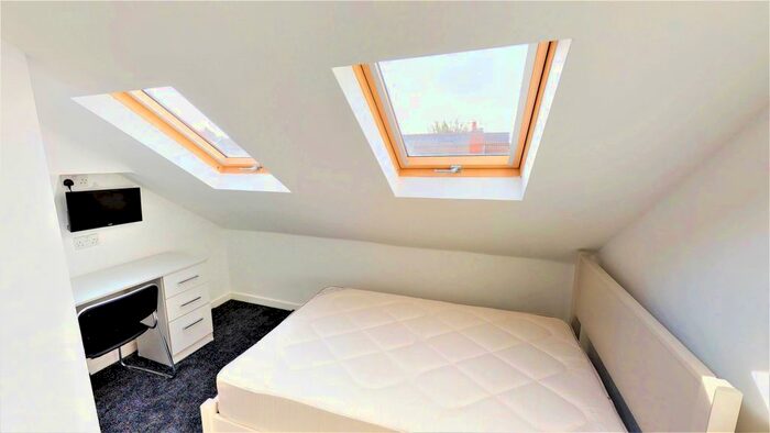 5 Bedroom Terraced House To Rent In Humber Avenue, Coventry, CV1