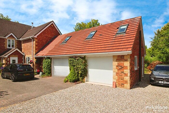 1 Bedroom Flat To Rent In Aubrey Garden, Swindon, SN2