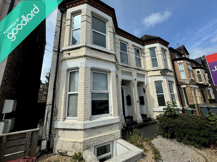 3 Bedroom Flat To Rent In Albany Road, Manchester, M21