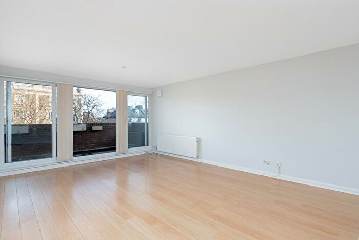 2 Bedroom Apartment To Rent In Haverstock Hill, Belsize Park, NW3