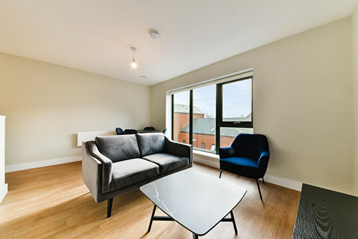 1 Bedroom Apartment To Rent In Weavers Yard, Newbury Newbury, RG14