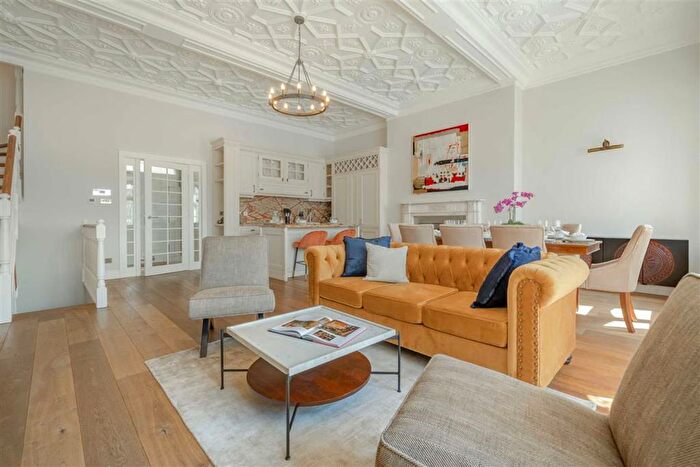 4 Bedroom Property To Rent In Ennismore Gardens, London, SW7
