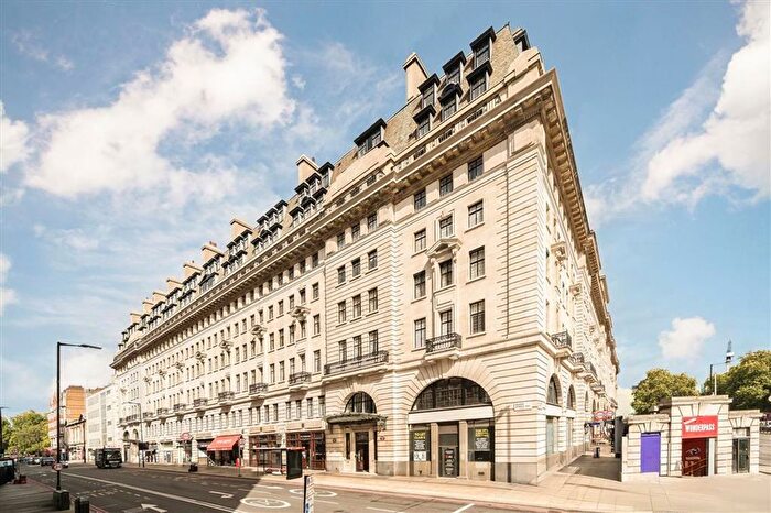 2 Bedroom Flat To Rent In Baker Street, Marylebone, NW1