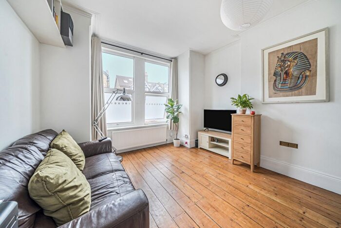 1 Bedroom Flat For Sale In Haven Lane, London, W5