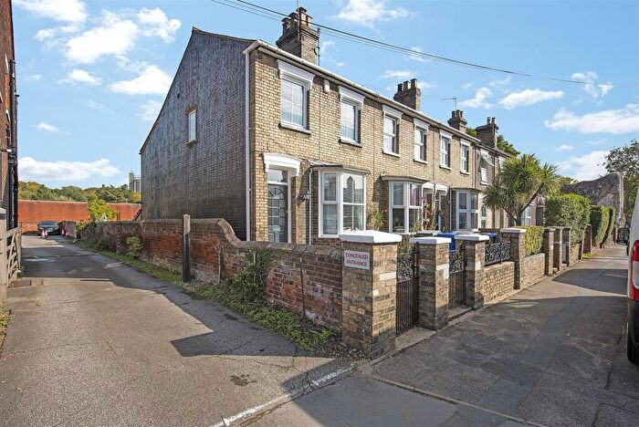3 Bedroom End Of Terrace House For Sale In Fornham Road, Bury St Edmunds, IP32