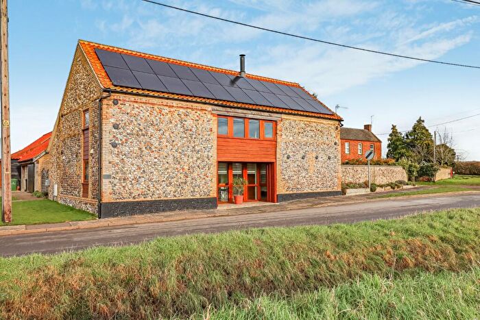4 Bedroom Barn Conversion For Sale In White Hart Street, Foulden, Thetford, Norfolk, IP26