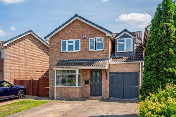 4 Bedroom Detached House For Sale In Barons Crescent, Copmanthorpe, York, YO23