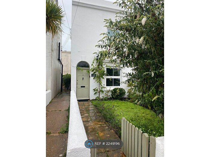 2 Bedroom Terraced House To Rent In Warrior Sq, Eastbourne, BN22