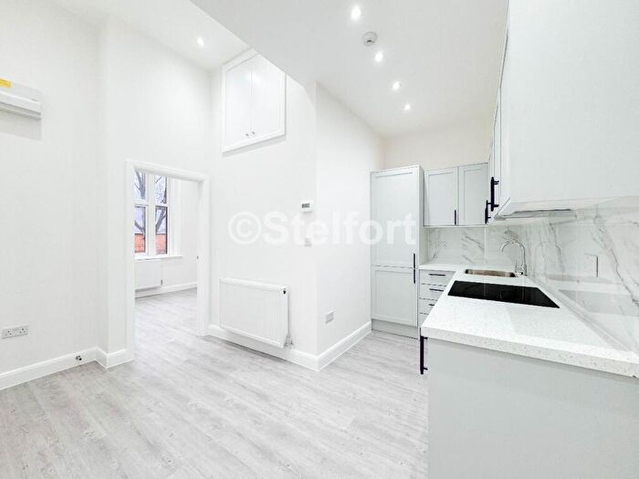 1 Bedroom Flat To Rent In Archway Road, London, N6