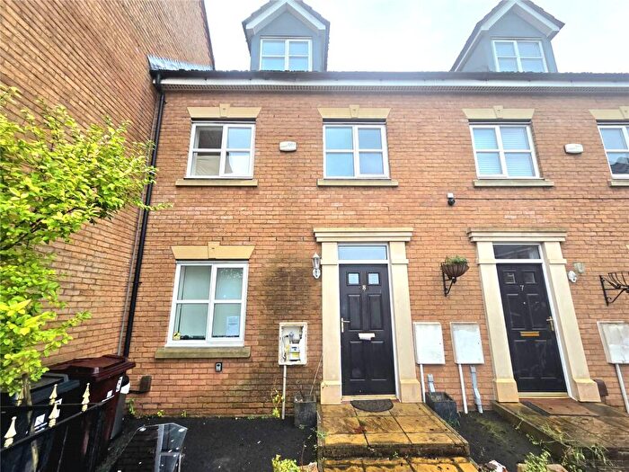 4 Bedroom Town House For Sale In Lathom Close, Liverpool, Merseyside, L36