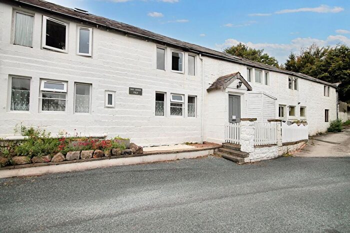 2 Bedroom Apartment To Rent In Cross Stone Road, Todmorden, OL14