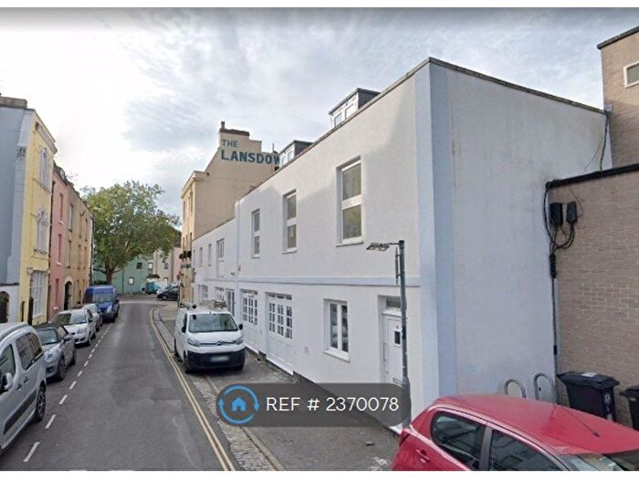 1 Bedroom Flat To Rent In Clifton Road, Bristol, BS8